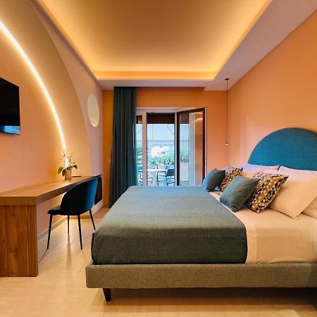 Yourhome - Lucrezia Suites Sorrento Exterior foto