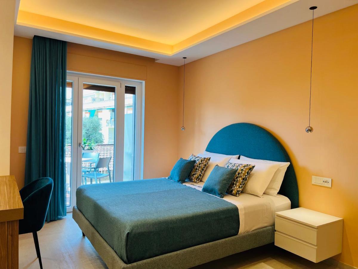 Yourhome - Lucrezia Suites Sorrento Exterior foto