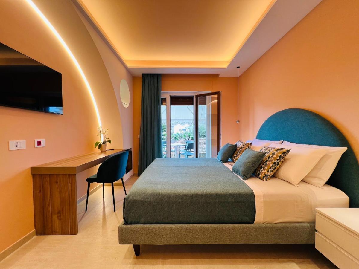 Yourhome - Lucrezia Suites Sorrento Exterior foto